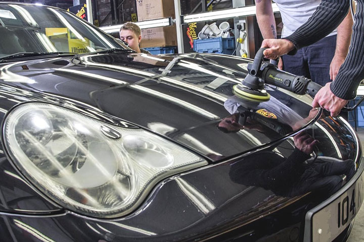 Detailling Porsche